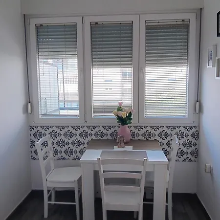 Apartman Mezzanave Center
